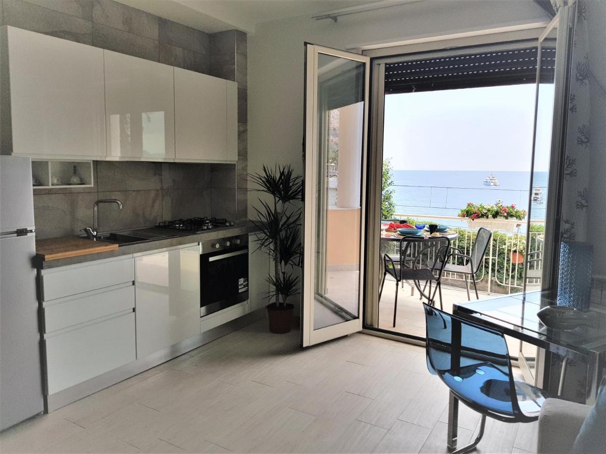 Blue Lagune Taormina Mare Екстер'єр фото