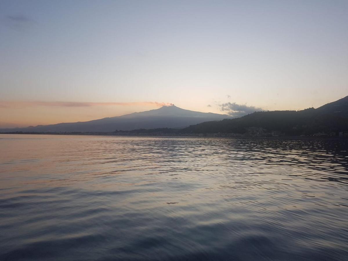 Blue Lagune Taormina Mare Екстер'єр фото